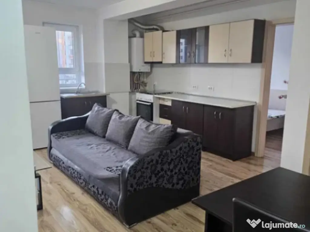 Apartament 2 camere, decomandat - zona Tractorul 