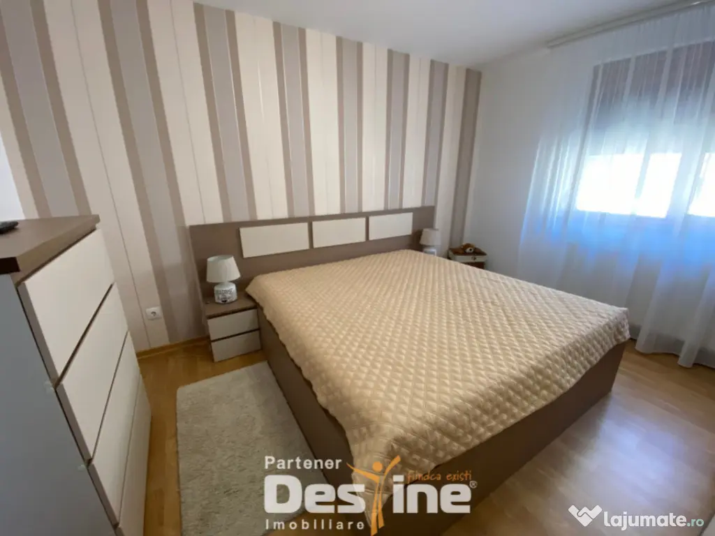 Studio mobilat premium, etaj intermediar, cu balcon si loc d 