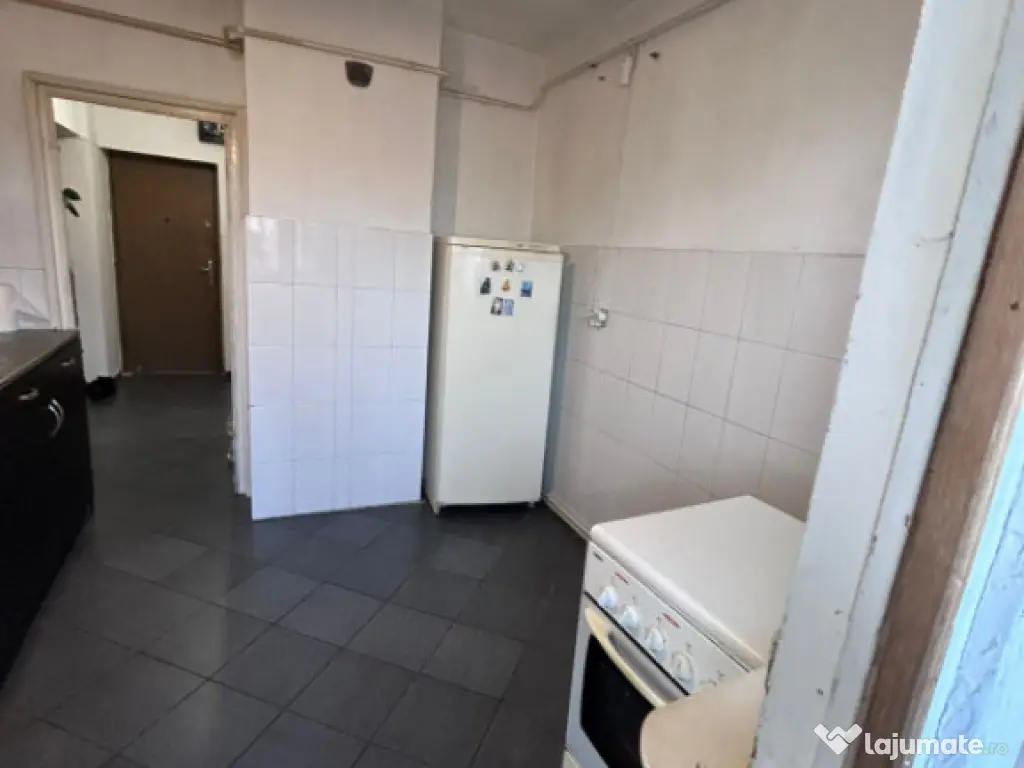 Ap.1 camera 40mp, zona Ultracentrala Independentei. etaj int 