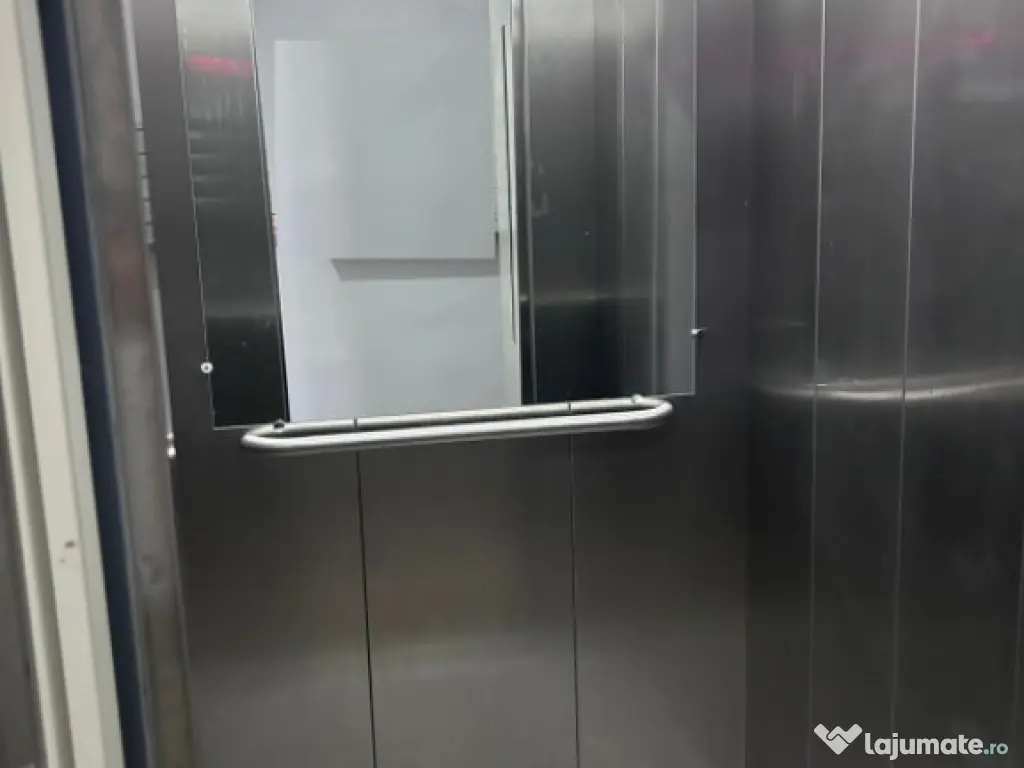 Ap.1 camera 40mp, zona Ultracentrala Independentei. etaj int 