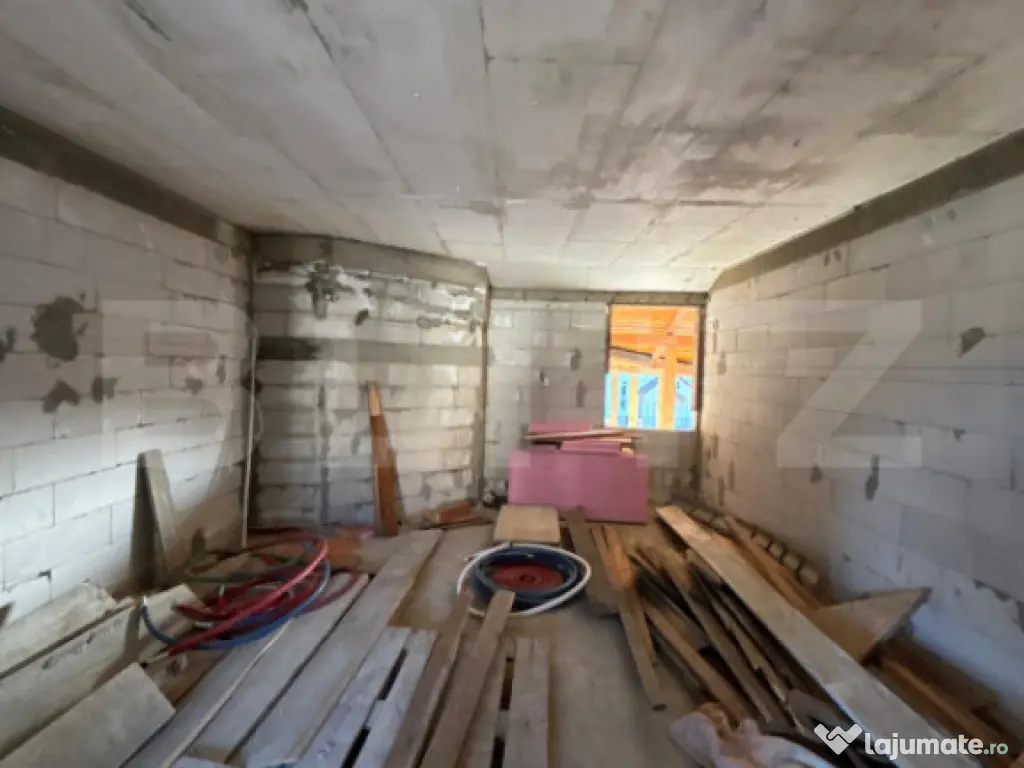 CLADIRE MIXTA DE VANZARE IN COMUNA DUMITRA, OPORTUNITATE DE