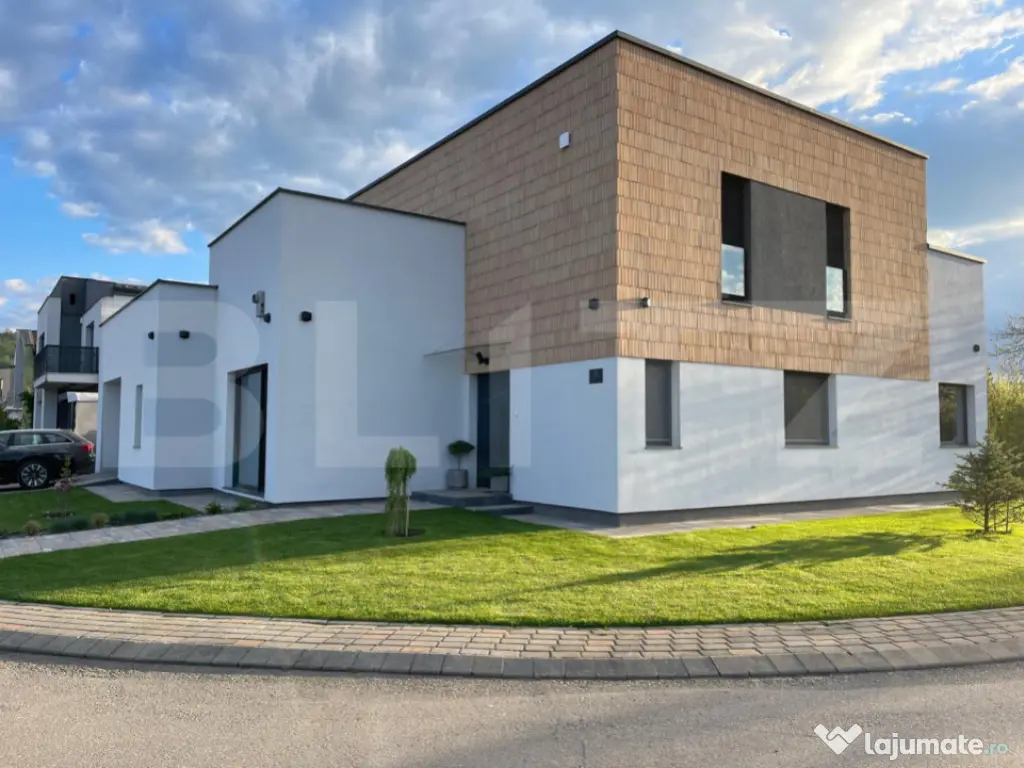 Casa premium, 5 camere, 243 mp utili, 665 mp de teren, acces