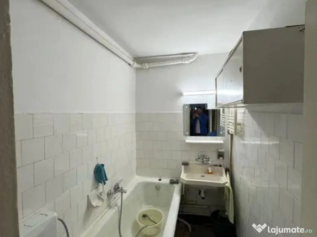 Apartament Cu 2 Camere Semidecomandate - Etaj 2 Zona Ultracentral 