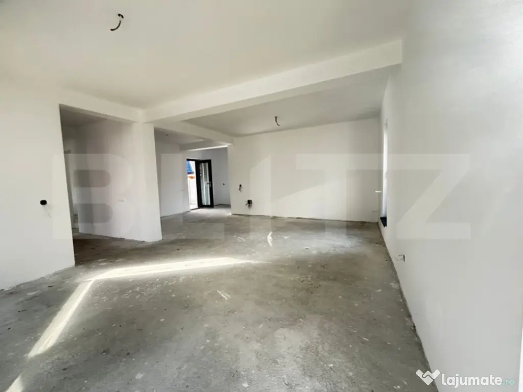 Casă parter 121 mp, 2 dormitoare, 331 mp teren, Leamna de J