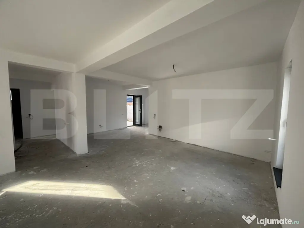 Casă parter 121 mp, 2 dormitoare, 331 mp teren, Leamna de J