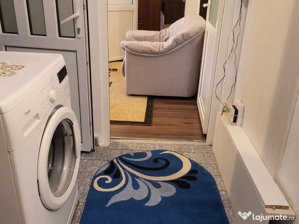 Apartament cu 2 camere de închiriat 