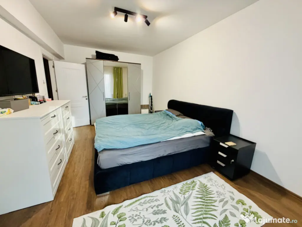 Apartament premium cu 3 camere, 2 băi, parcare subterană - 