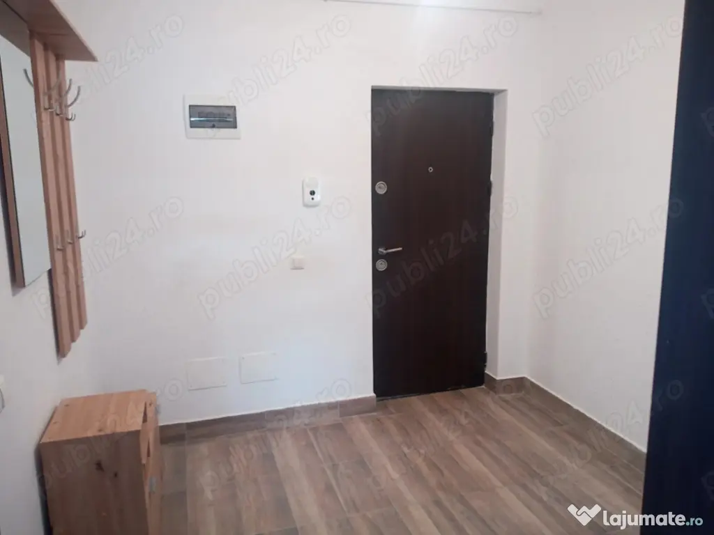 Apartament 2 camere zona TRACTORUL, 