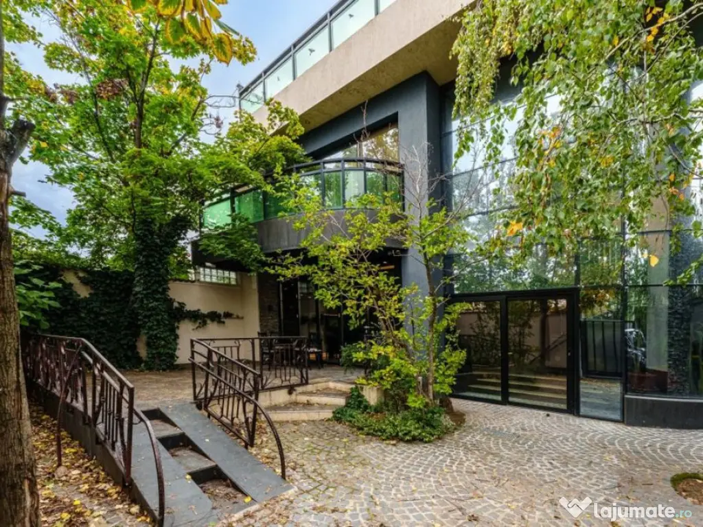 Cladire pretabila clinica ,gradinita Colentina 