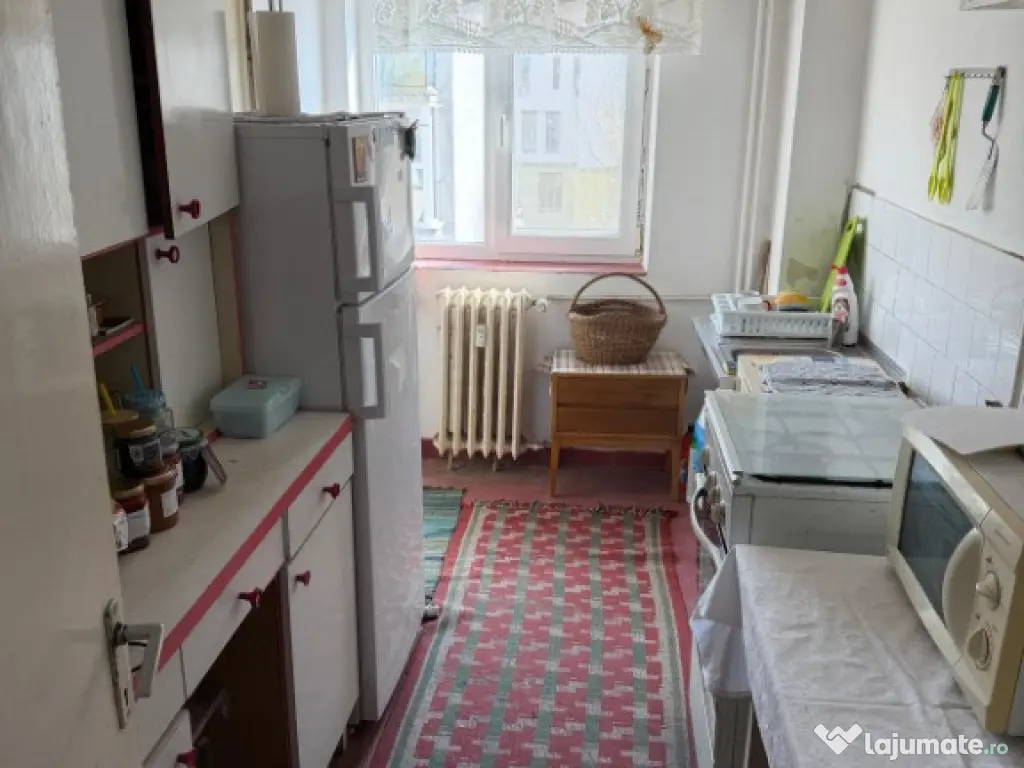 Apartament 2 camere zona Piata Mihai Viteazul 