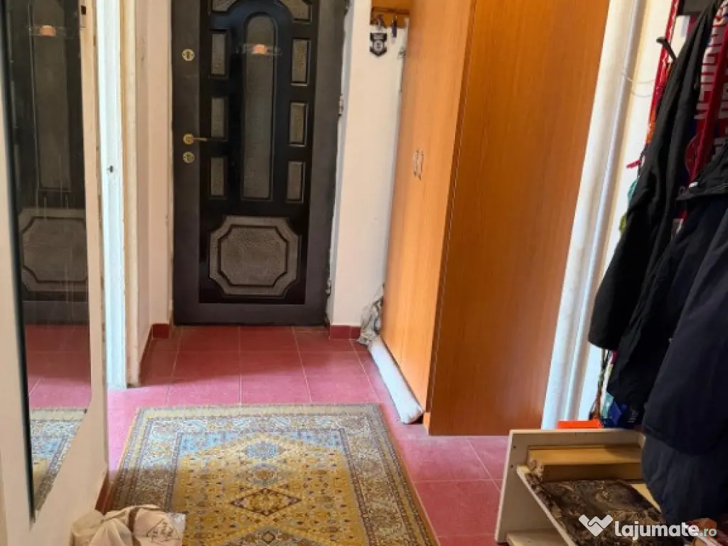 Apartament 2 camere zona Piata Mihai Viteazul 