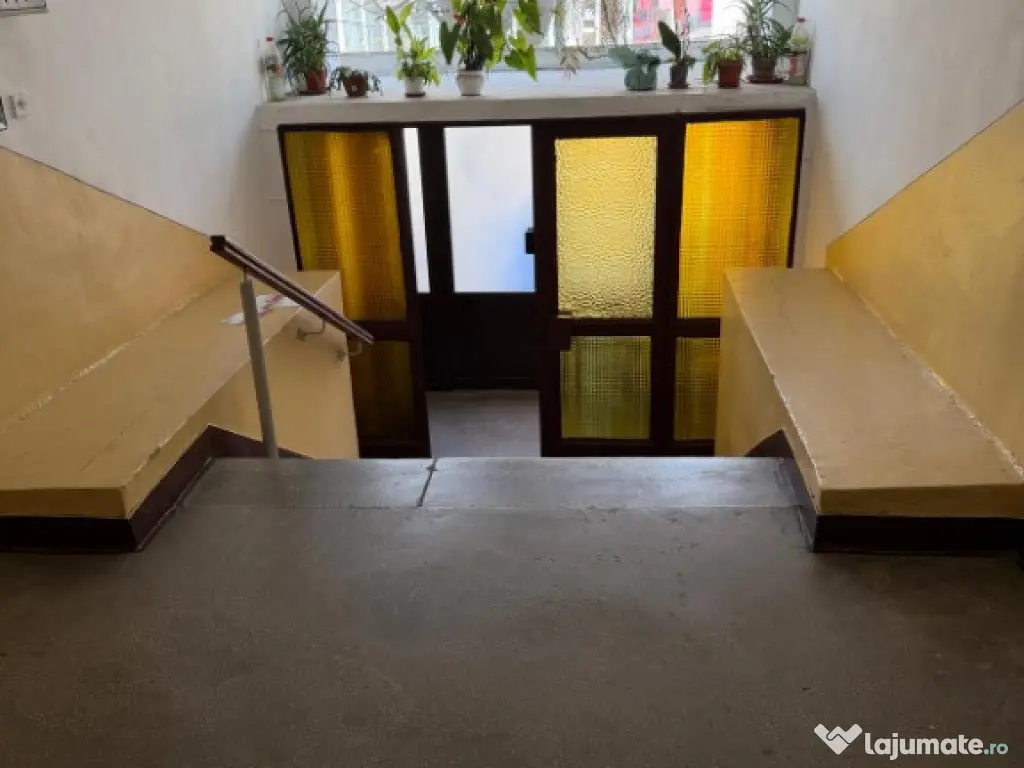 Apartament 2 camere zona Piata Mihai Viteazul 