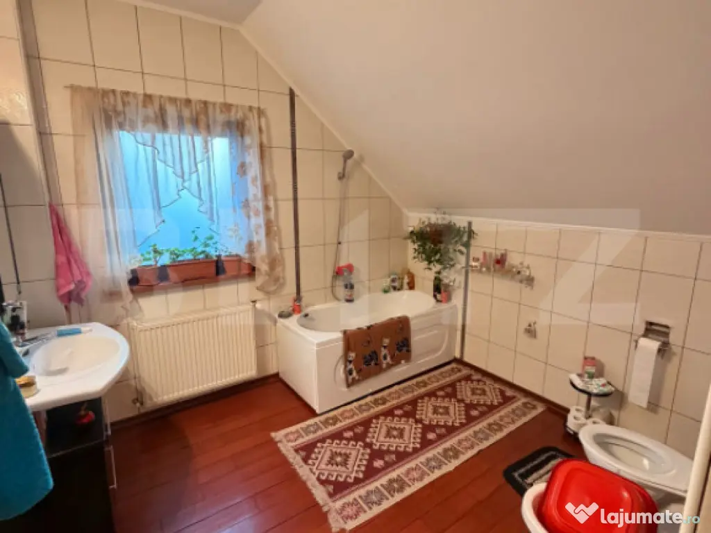 Casa etaj, 140mp utili,691 mp teren, Tisauti - SV