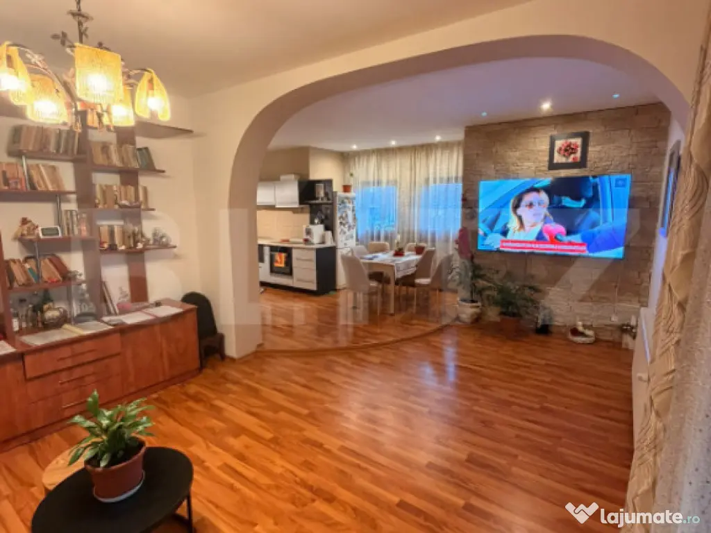 Casa etaj, 140mp utili,691 mp teren, Tisauti - SV