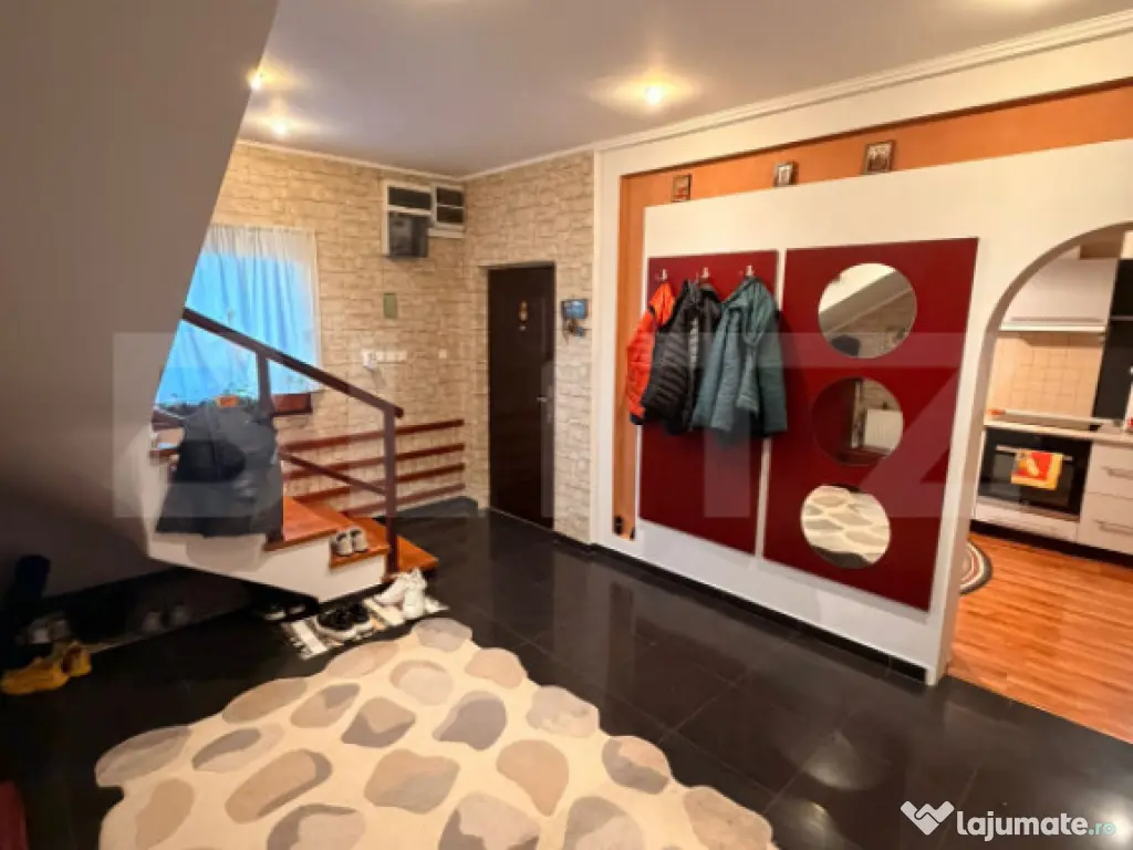 Casa etaj, 140mp utili,691 mp teren, Tisauti - SV