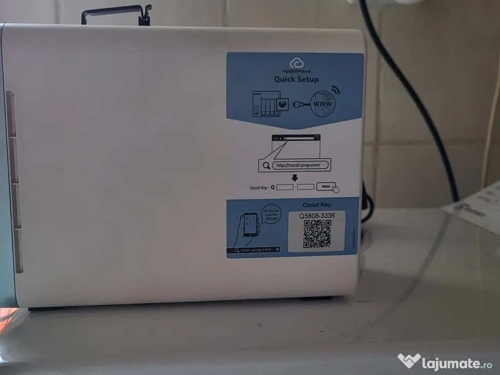 NAS QNAP TS-251D, 2-bay Intel, 8GB RAM, cu SSD 512GB inclus 