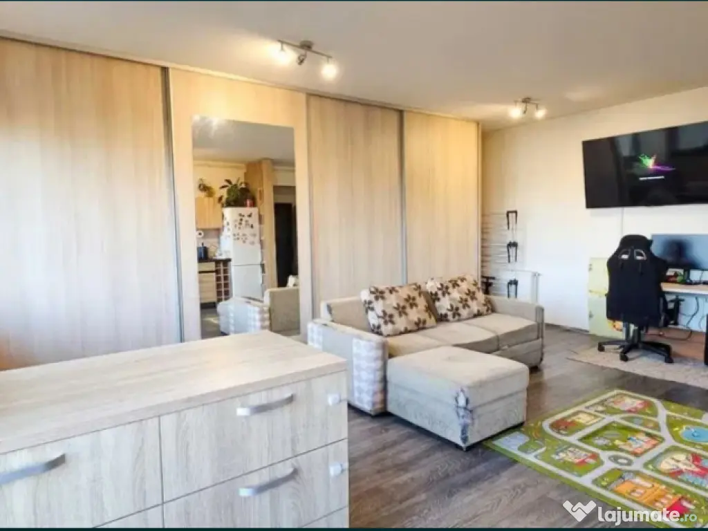 Apartament 2 camere, open space - zona Stupini