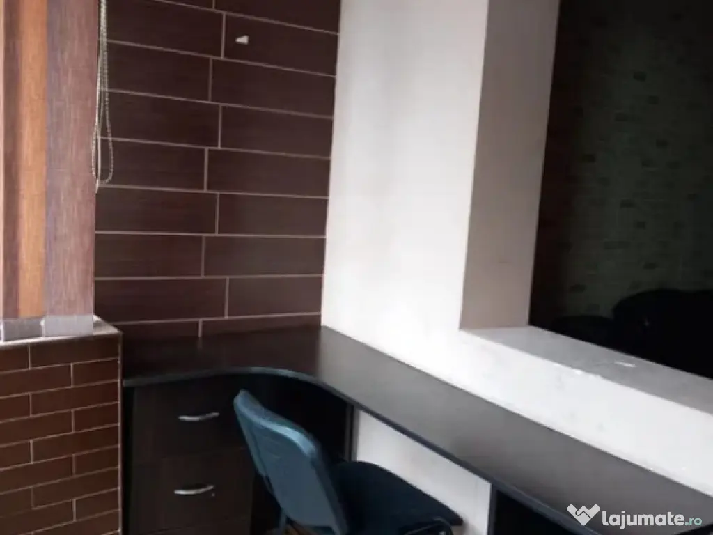 Apartament 2 camere, decomandat - zona Astra