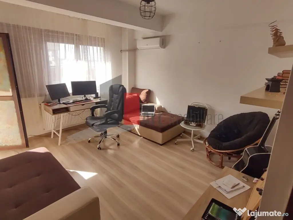 Vânzare garsonieră Bd. Metalurgiei - Pasajul Europa Unită