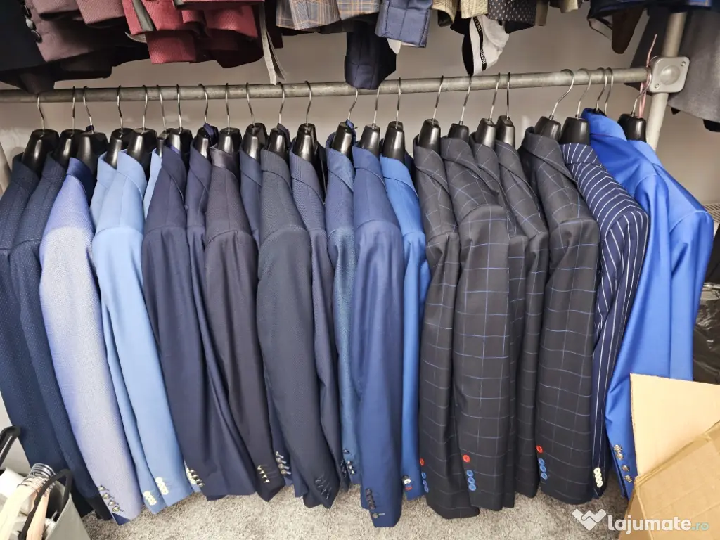 Lichidare de stoc,Vând en-gros un stoc de costume bărbați 