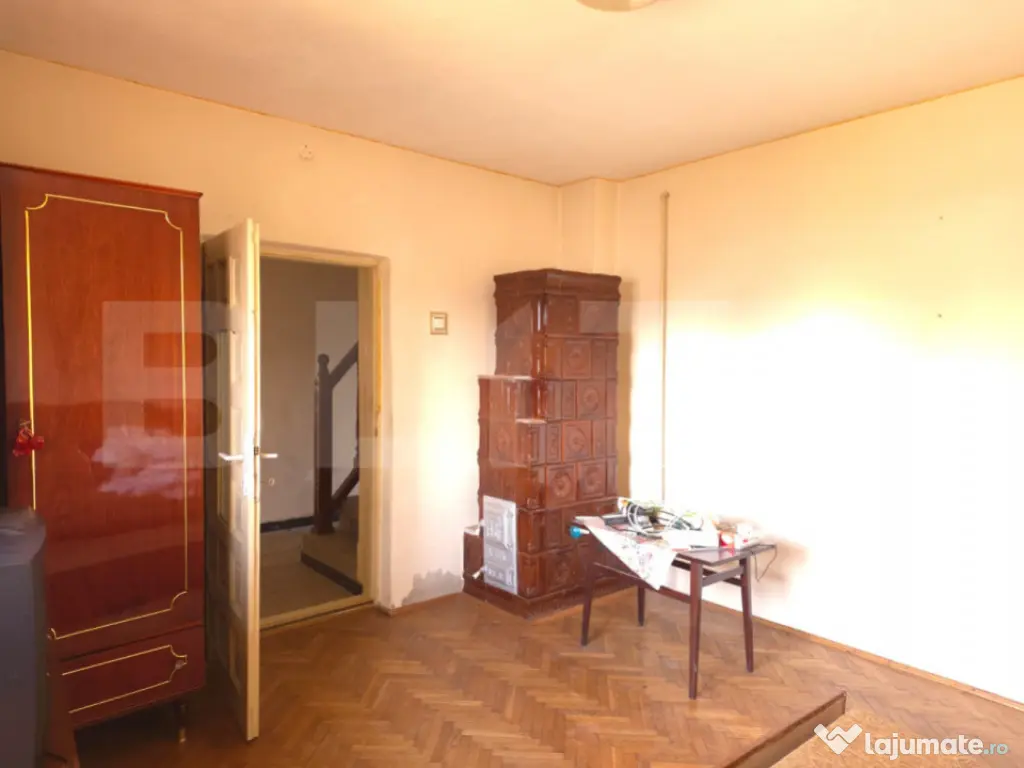 Casă P+1 teren 920 mp în Sălcuța (Titu) – 69.900E