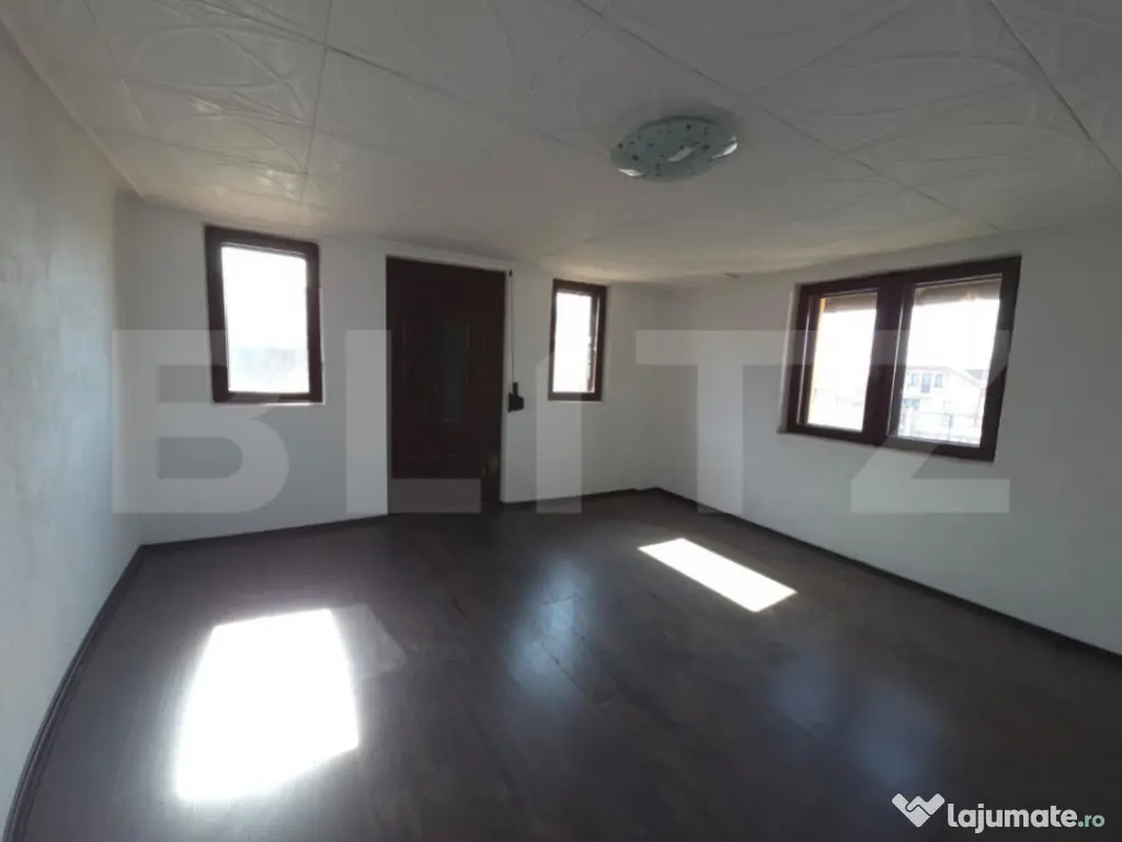 Casă P+1 teren 920 mp în Sălcuța (Titu) – 69.900E