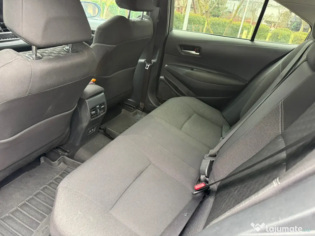 Toyota corolla hybrid 