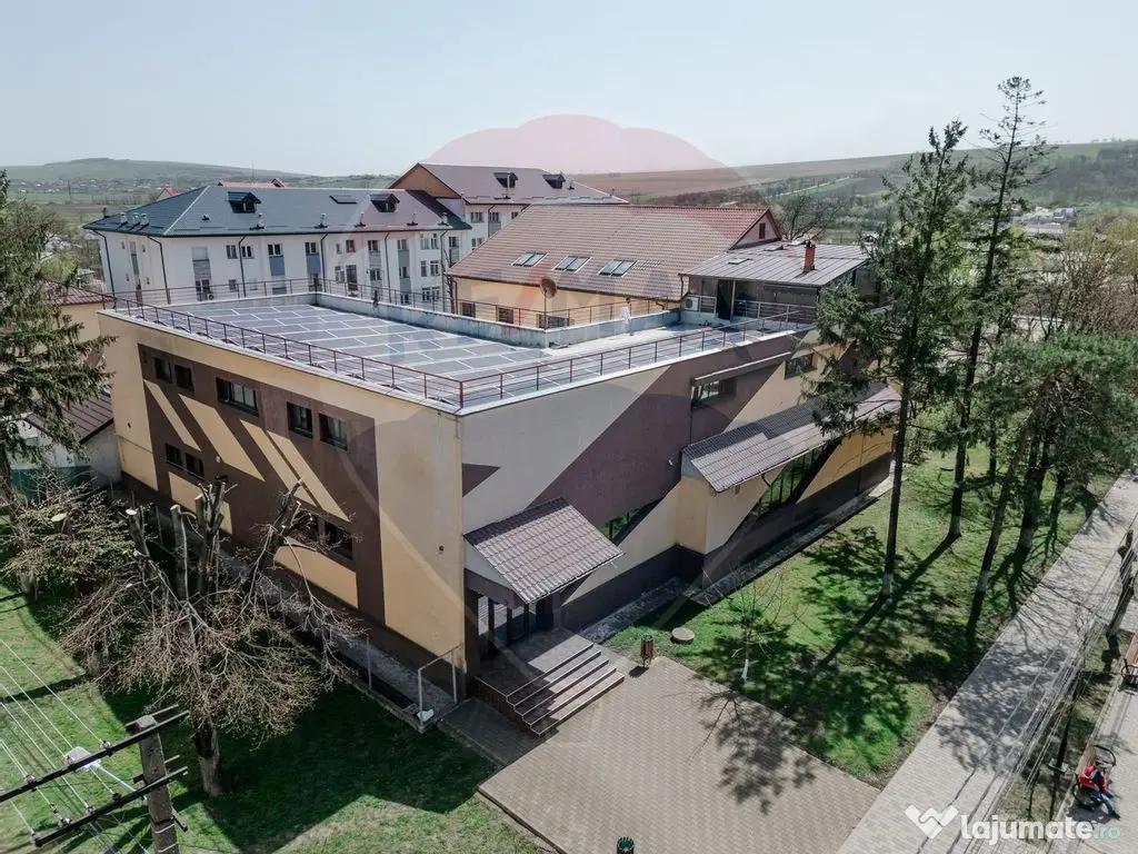 Spațiu comercial de 1,460mp în zona Central 