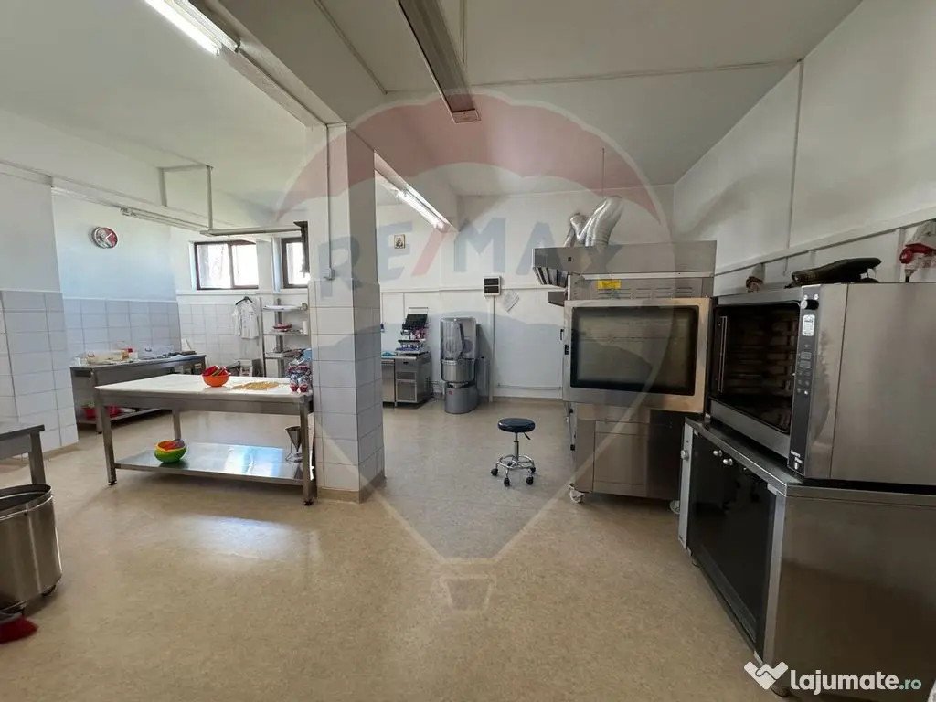 Spațiu comercial de 1,460mp în zona Central 