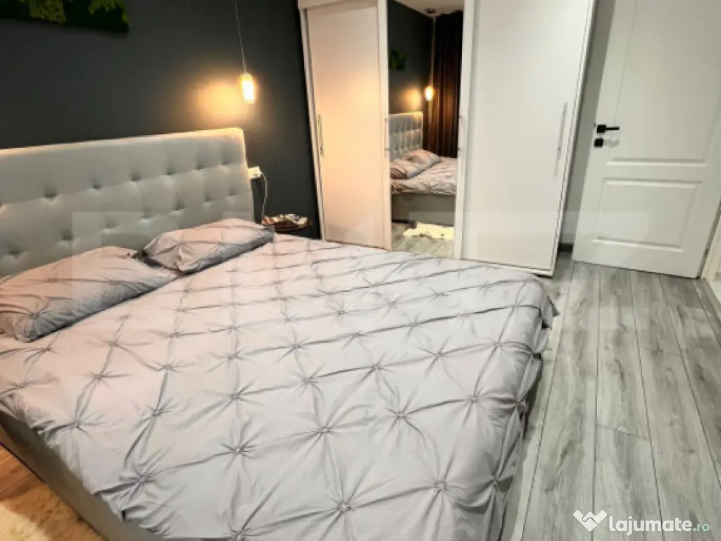 Apartament ultra central(pietonala)2 camere decomandat 