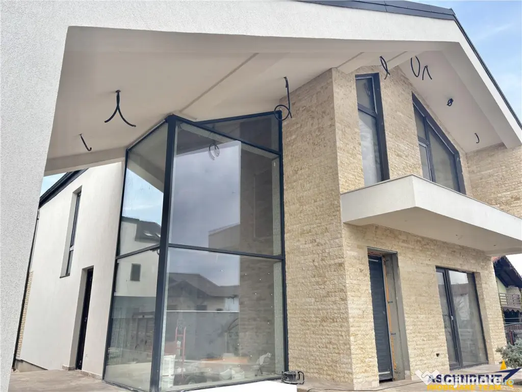 Vila moderna, unica prin design si arhitectura, la cheie, Sa