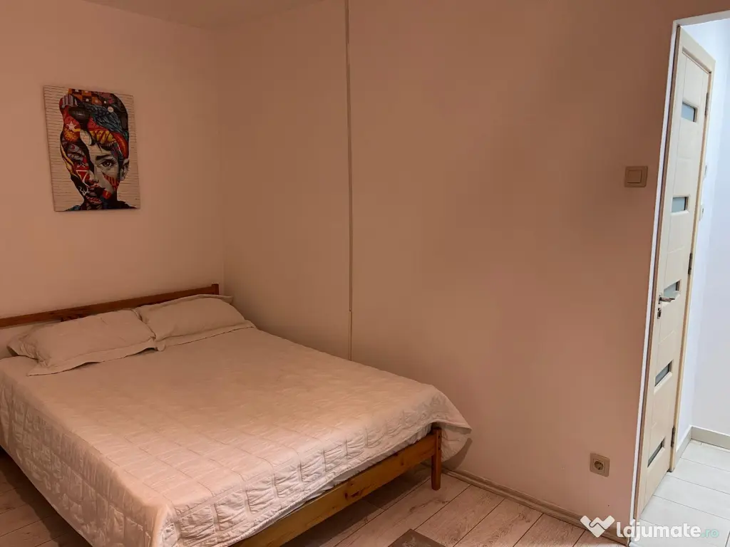 Inchiriez garsoniera Crangasi 