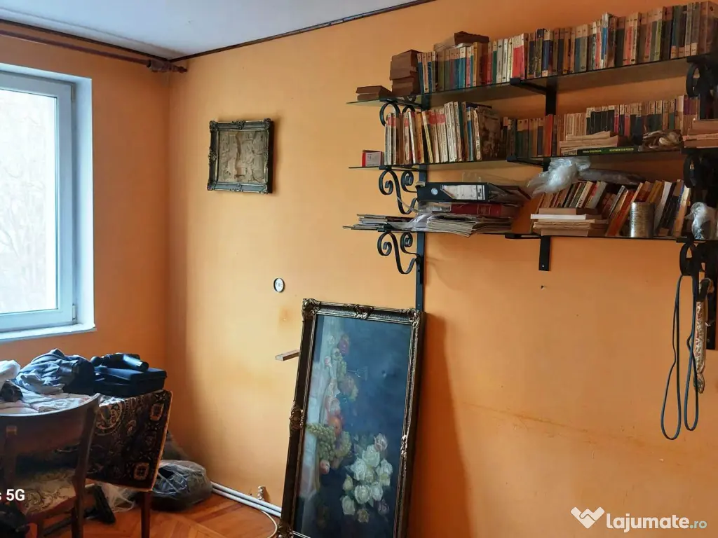 Apartament de vânzare 3 camere Cluj-Napoca cart. Gheorgheni aleea Băița nr. 4 etaj 3/4