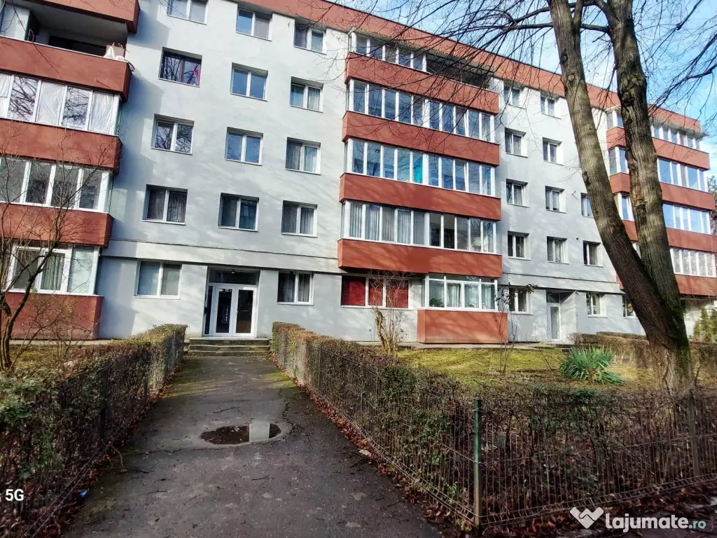 Apartament de vânzare 3 camere Cluj-Napoca cart. Gheorgheni aleea Băița nr. 4 etaj 3/4