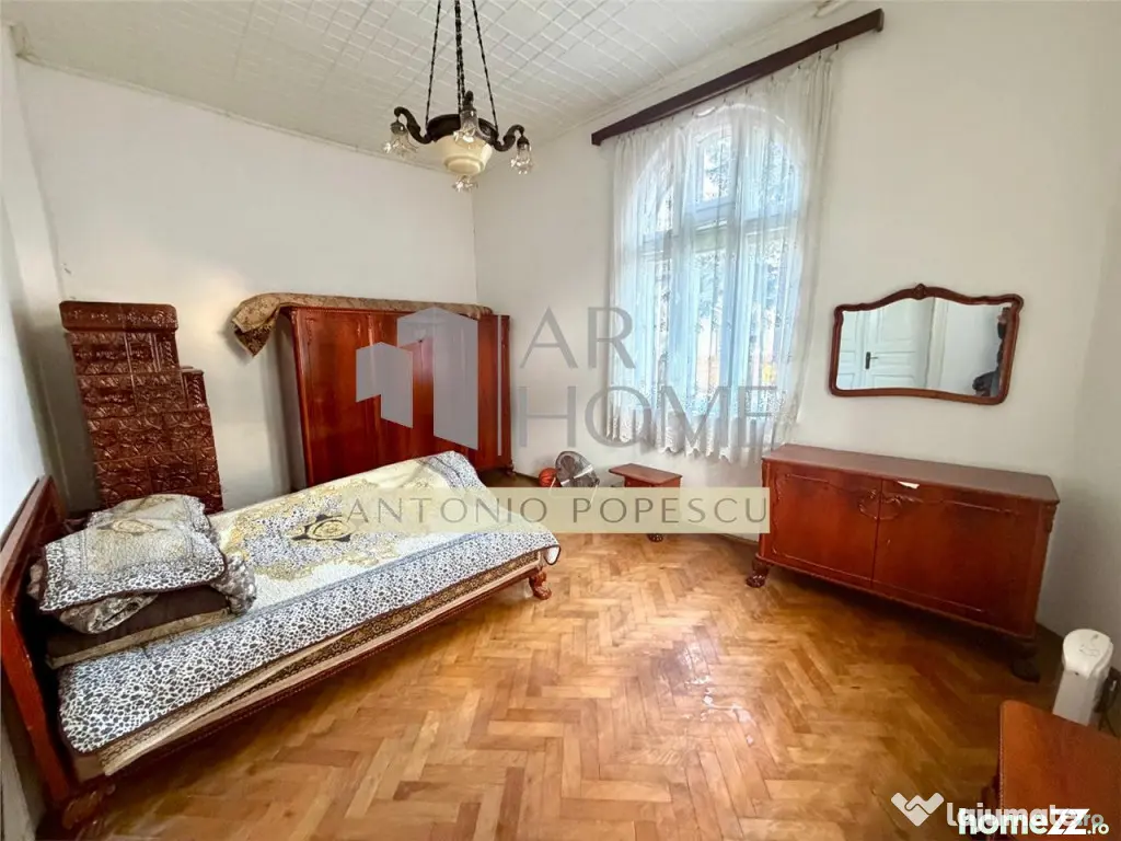 Casa 4 camere plus dependinte, in Ploiesti, zona stadionul I 