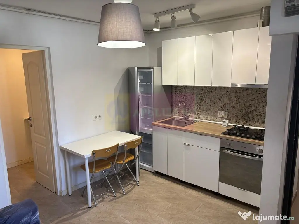 Garsoniera 33mp curte 50mp zona Metrou Tineretului COMISI... 