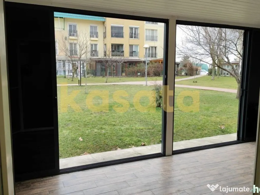 3 camere de vânzare | Cosmopolis Faza 1 | curte proprie ... 