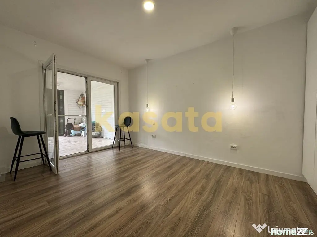 3 camere de vânzare | Cosmopolis Faza 1 | curte proprie ... 