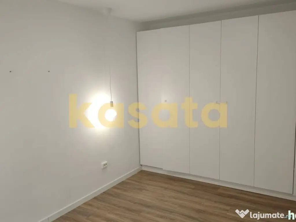 Apartament 3 camere parter/terasa 30mp/curte 50 mp/Cosmop...