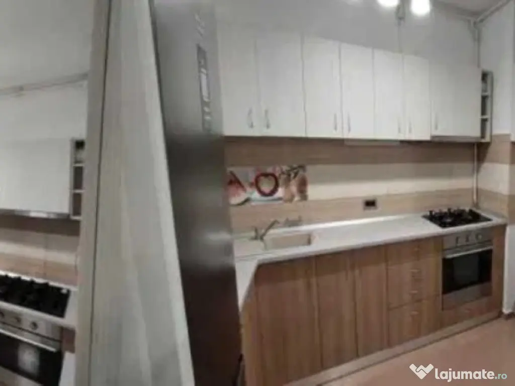 Apartament 3 camere, decomandat - zona Tractorul 