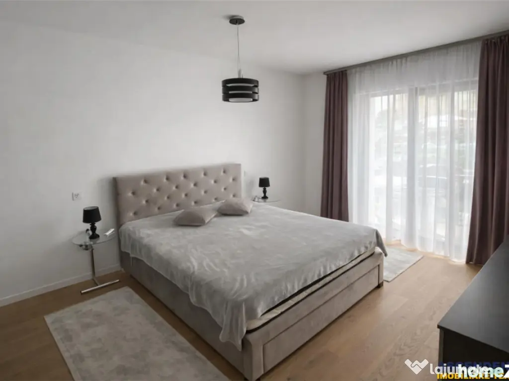 Lux, decomandat, balcon, loc parcare, Cosmopolit, Brasov 