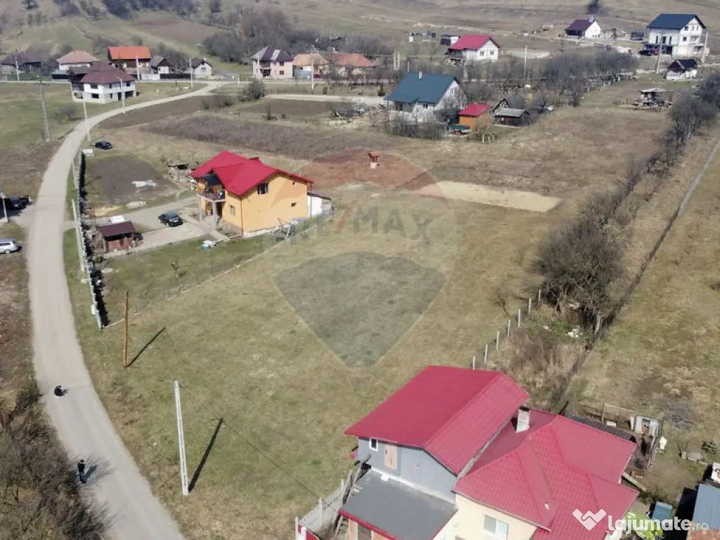 Teren intravilan Aghiresu-Fabrici comuna Aghiresu toate u... 