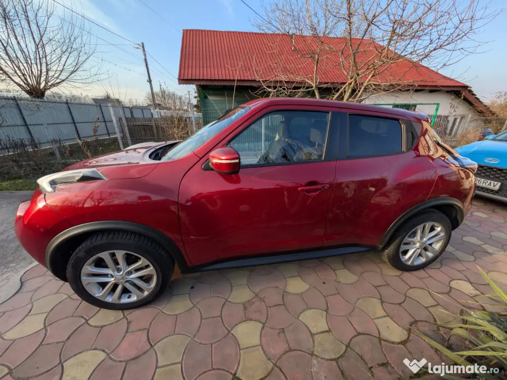Nissan Juke, motor 1.2 benzină, 125.000 km, culoare roșu, cutie manuala 