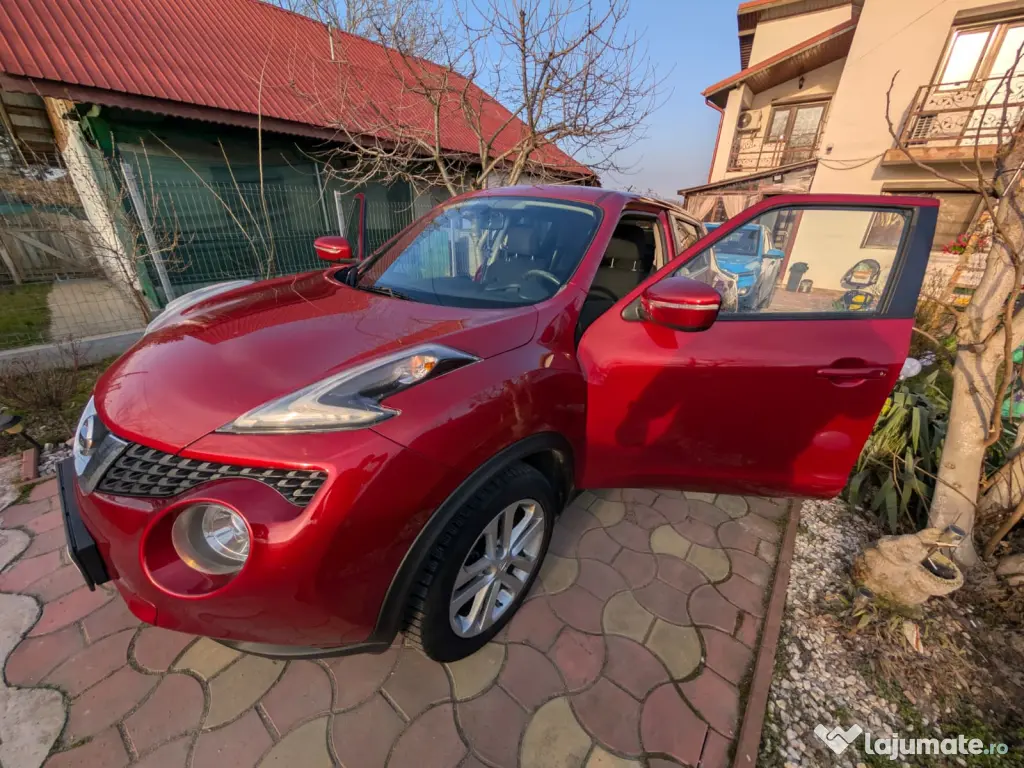 Nissan Juke, motor 1.2 benzină, 125.000 km, culoare roșu, cutie manuala 