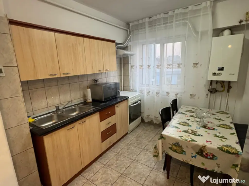 Închiriez apartament 3 camere,renovat,zona Lidl Exercițiu 