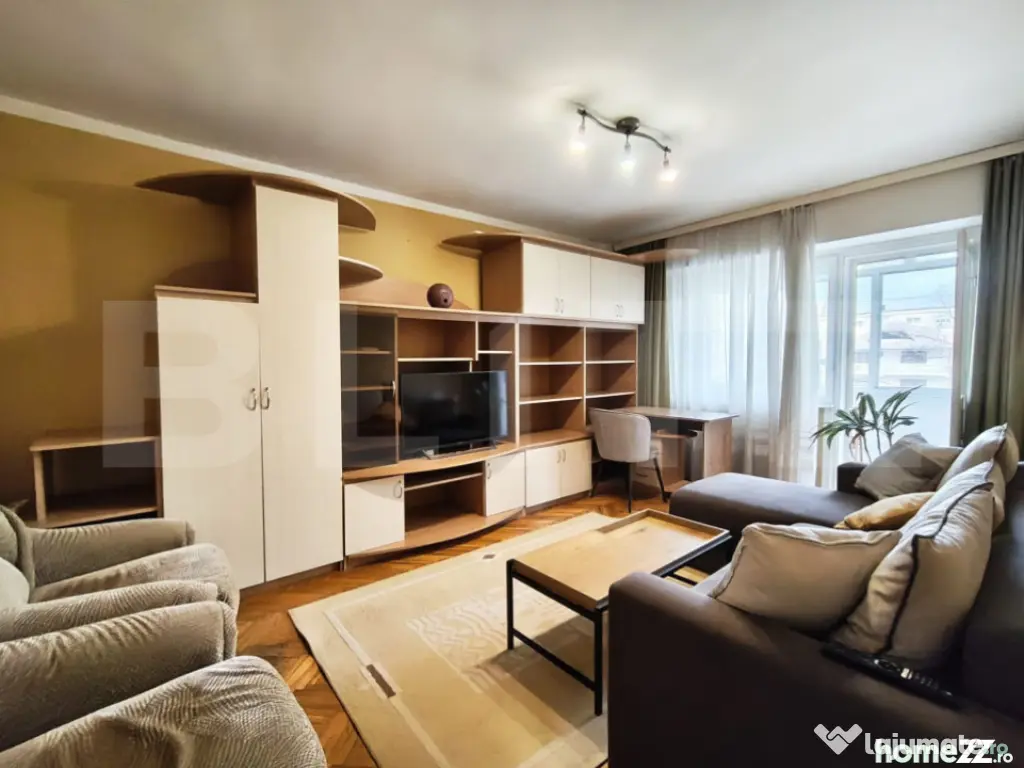 Apartament 3 camere, 2 bai, Bd. Stefan cel Mare, parcare, et 