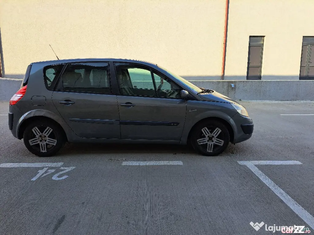 Renault Scenic 1.6 16v 