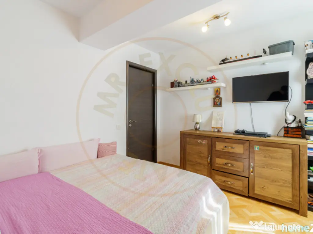 Apartament 3 camere Regie 