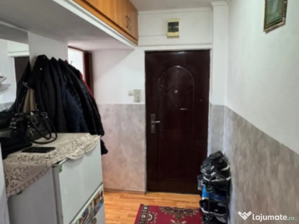 Apartament 2 camere, 40 mp, zona Școala Dimitrie Cantemir 