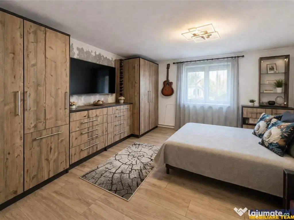 Casa renovata, 1.000mp teren, arie cu linistel, Remetea, T 